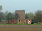 Zwei verbunkerte Scheinwerferstandtürme in Collstede / Astederfeld